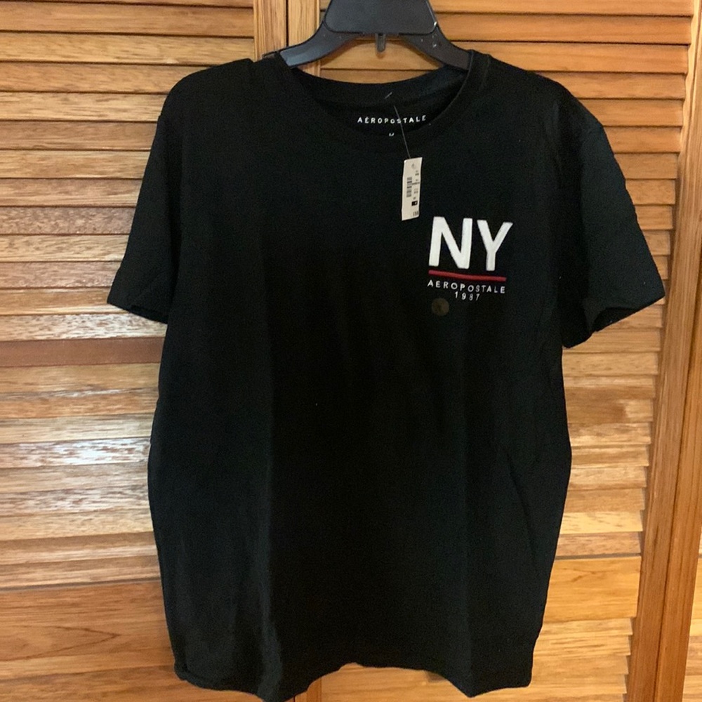 Black Aeropostale T-shirt (Size M) NWT